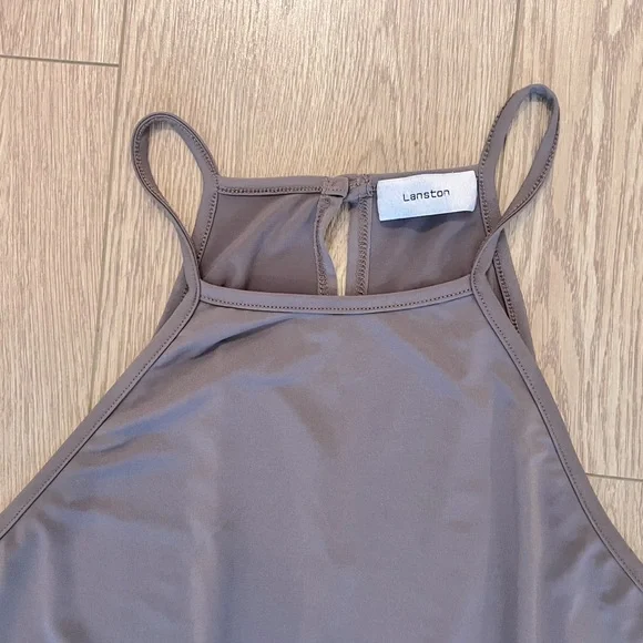 Lanston - Halter jumpsuit Size M - nutmeg from Revolve - Picture 5 of 8